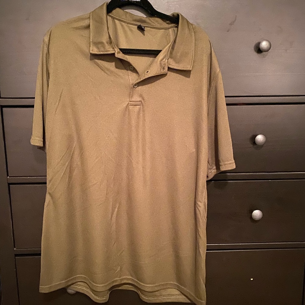 Army green men’s polo tee shirt, size XL